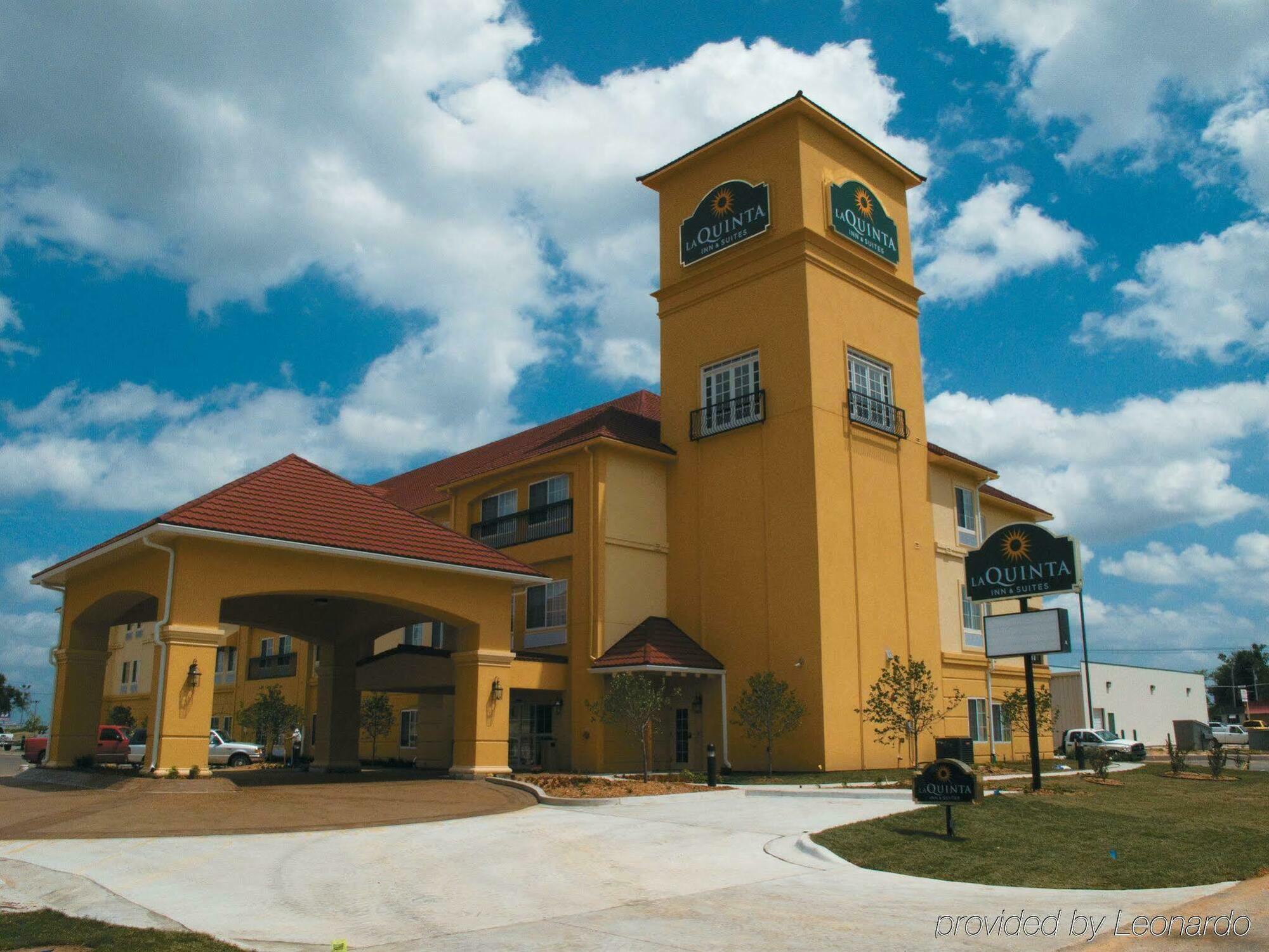 La Quinta By Wyndham Airport / Expo Square Hotel